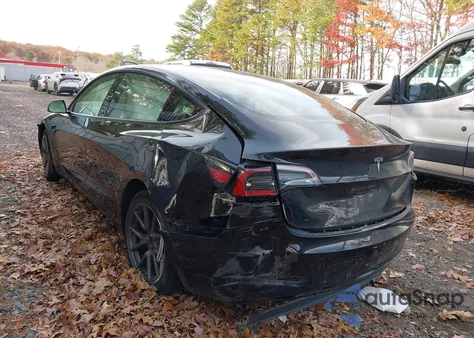 2023 Tesla Model 3 Rear-Wheel Drive z USA, uszkodzony, nr VIN 5YJ3E1EA6PF482216